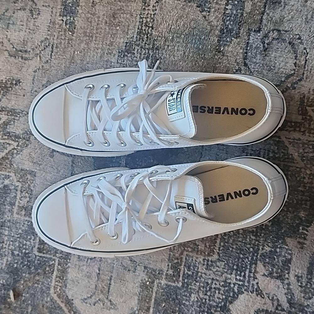 Womens White leather converse platform